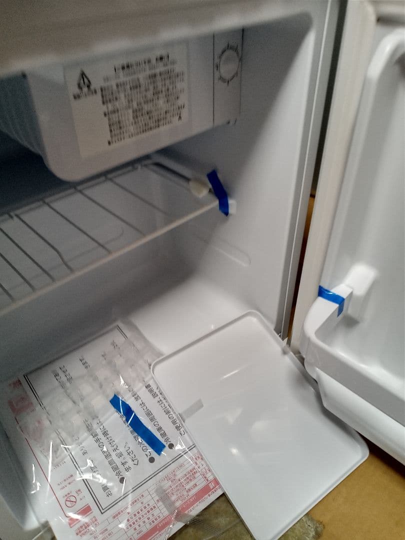 美品♦️激安♦️1ドア冷蔵庫45L、2021年、暑い夏にとても便利です、送料無料