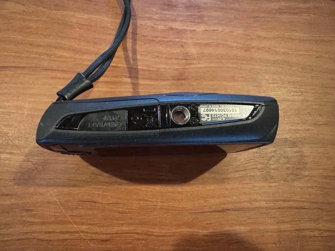 希少　Canon IXY 30S コンパクトデジタルカメラ