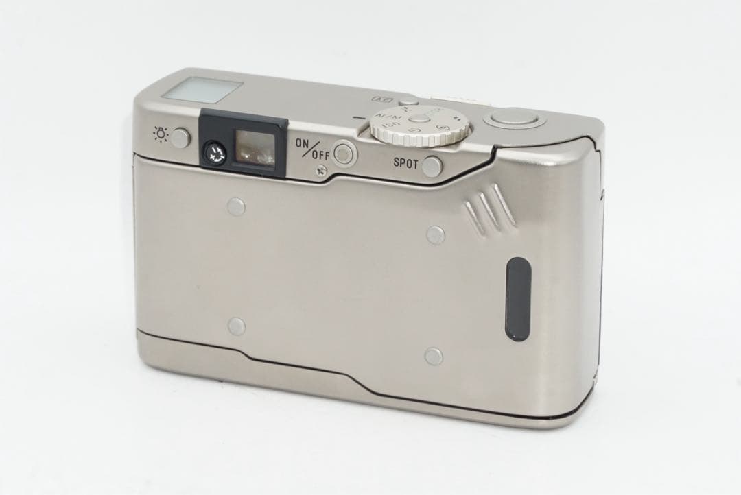 フィルムカメラ minolta tc-1