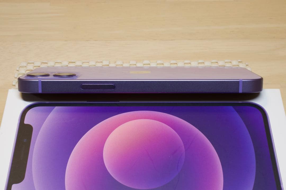 iPhone 12 mini 128GB外装美品