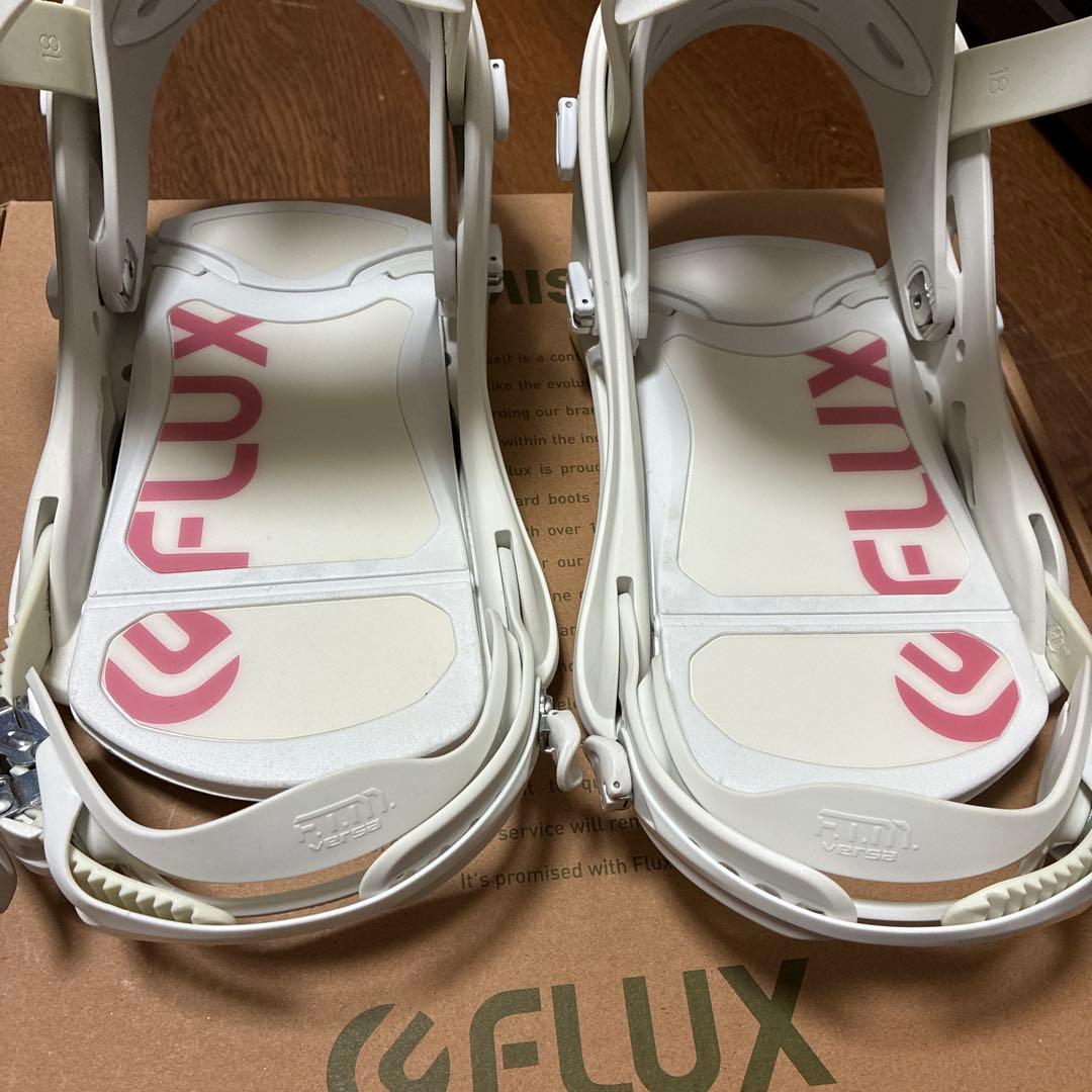 FLUX GS バインディング　ホワイト　SM