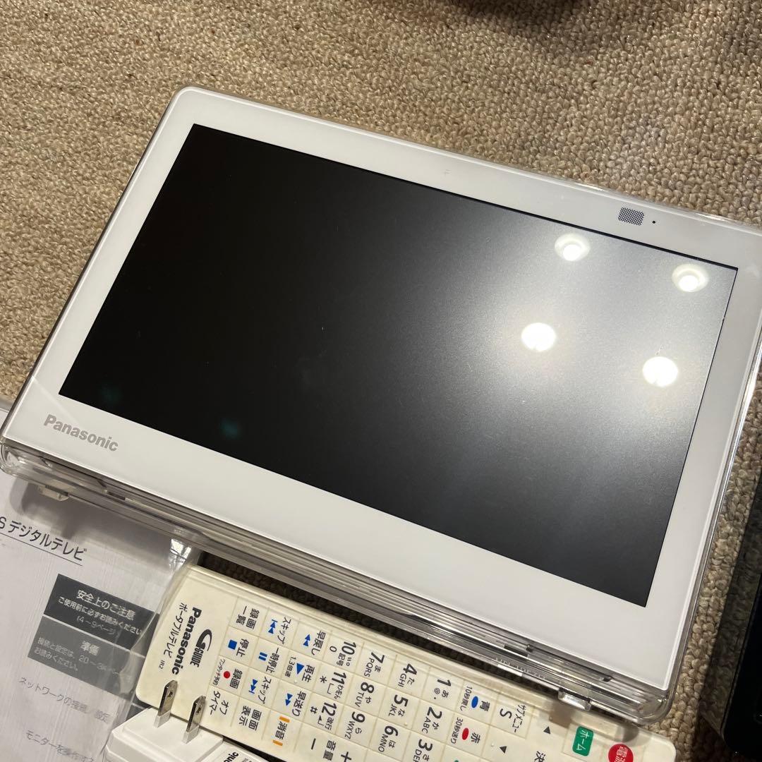 パナソニック　UN-10E7D ビエラ　テレビ