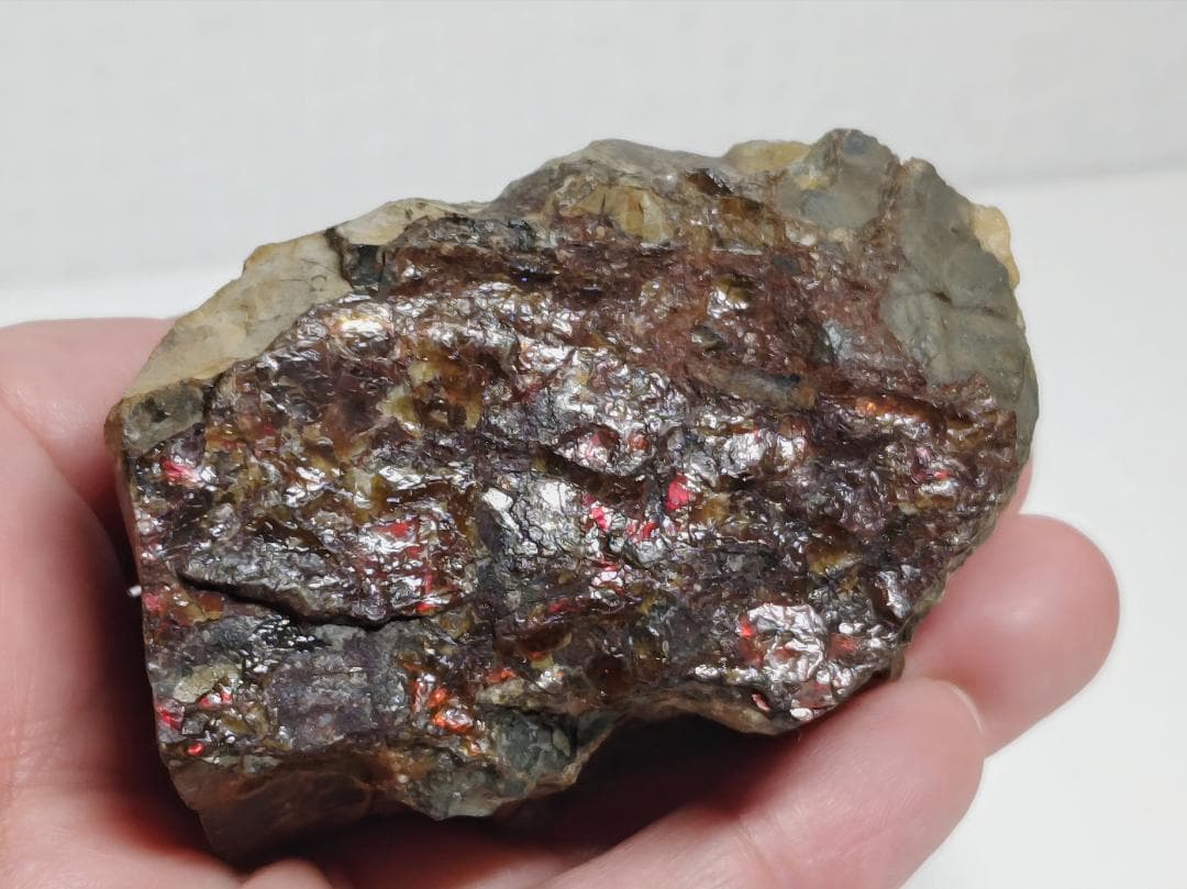 アンモライト 232g 化石 アンモナイト 水晶 鑑賞石 原石 自然石 宝石