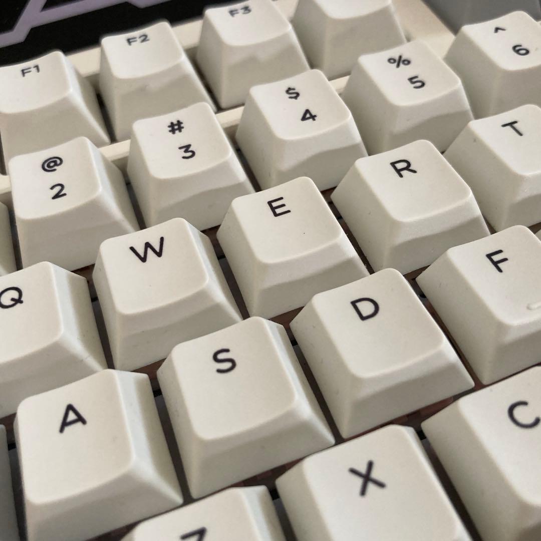 EPOMAKER Galaxy 70 メカニカルキーボード