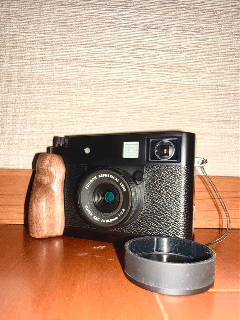 【美品】富士フィルム X-half x-hf1 ブラック　グリップ付