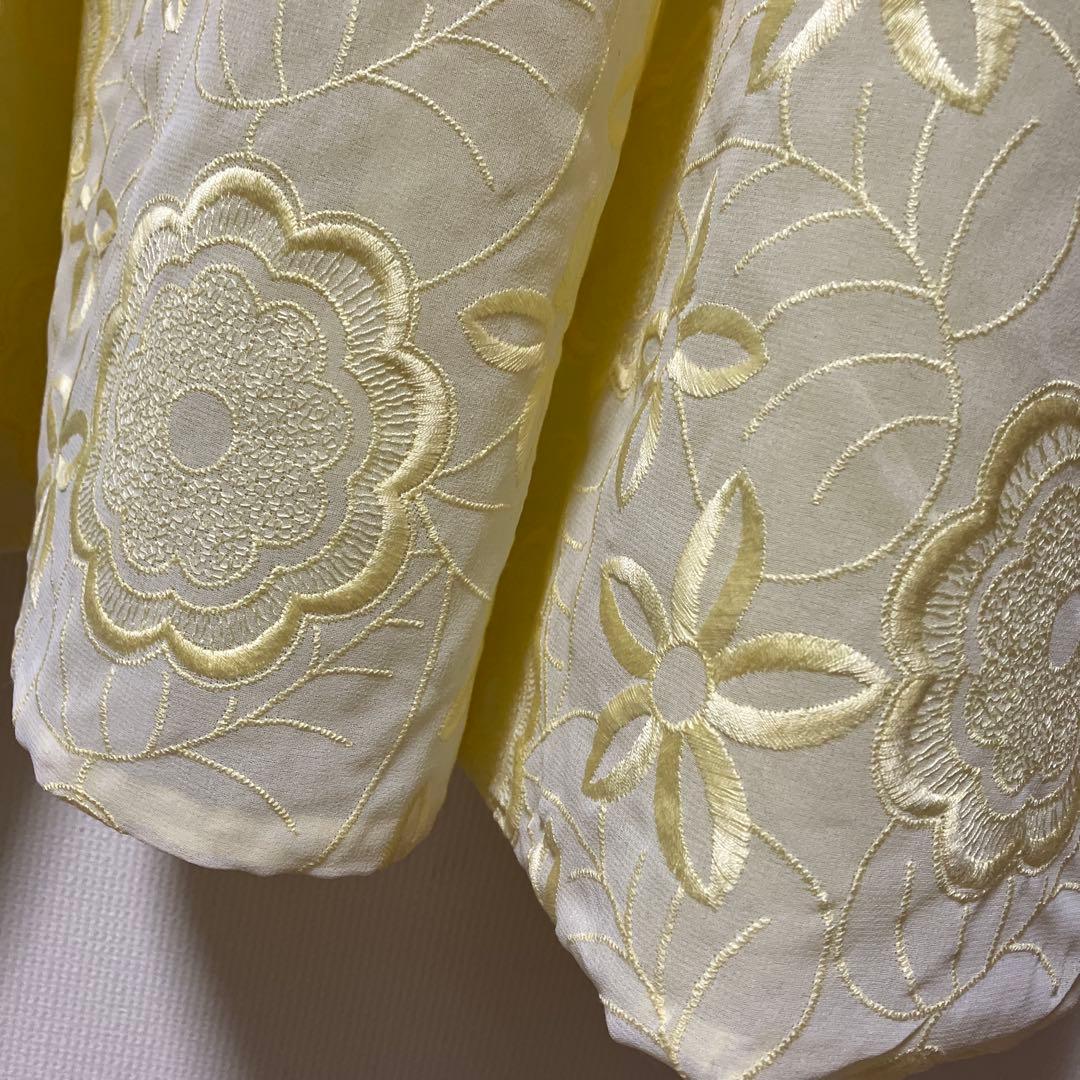 チマチョゴリ　オッコルムなし　淡いイエロー　レース花柄　黄色　韓服