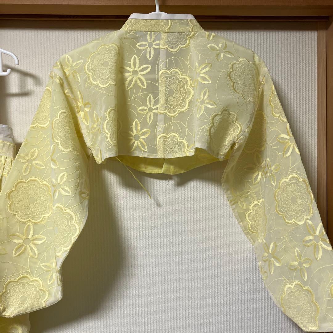チマチョゴリ　オッコルムなし　淡いイエロー　レース花柄　黄色　韓服