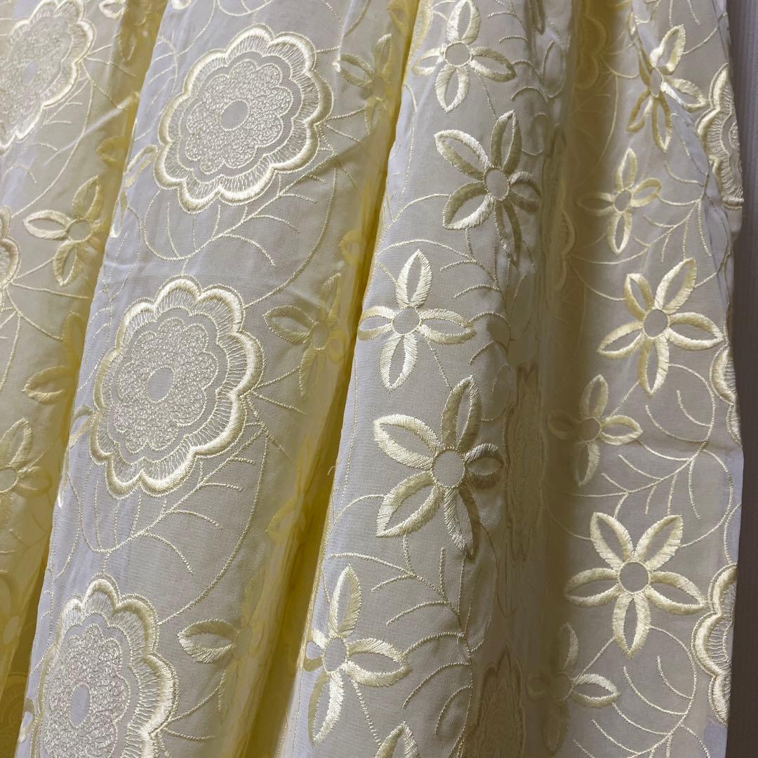 チマチョゴリ　オッコルムなし　淡いイエロー　レース花柄　黄色　韓服