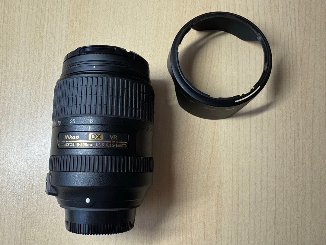 ニコンAF-S DX NIKKOR18-300mm f/3.5-6.3G