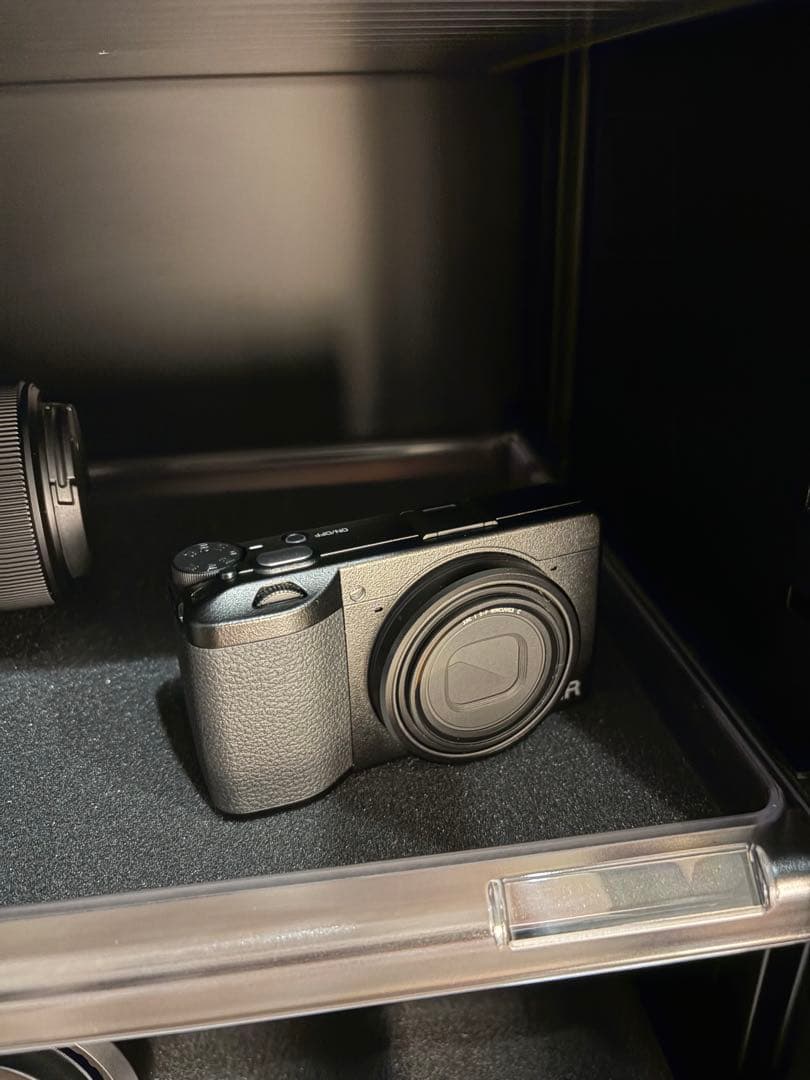 RICOH GR IIIx HDF 64GB SDカード、レンズフィルター付