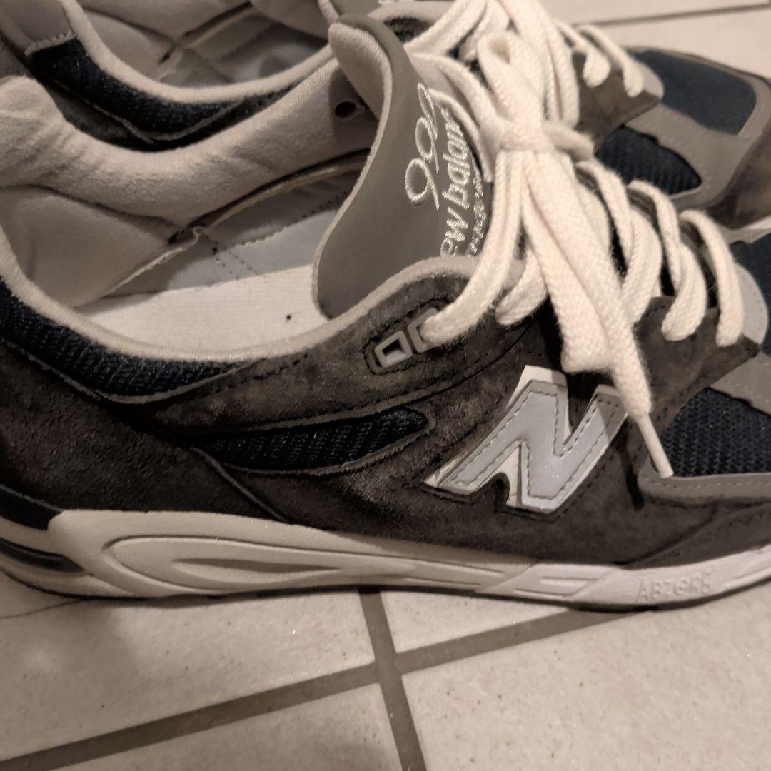 ニューバランス 990v2