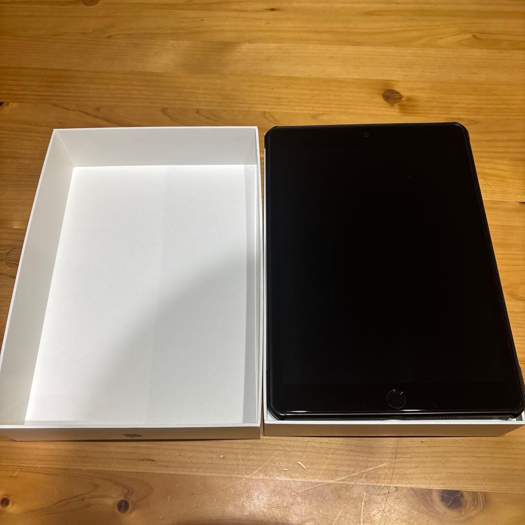 Apple iPad 第9世代　wi-fi 64GB スペースグレー本体