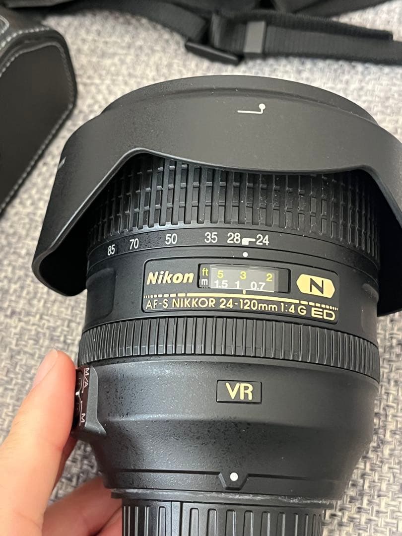 Nikon D750 24-120 4G VR Kit ショット数2500以下
