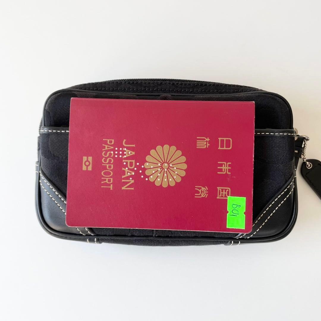 【新品・保管品】COACH ウエストポーチ ショルダーバッグ ベルト