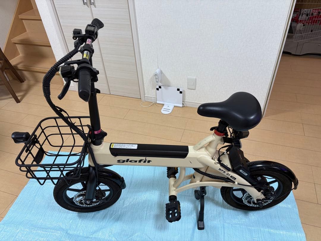 みむ　glafit NFR-01 Pro