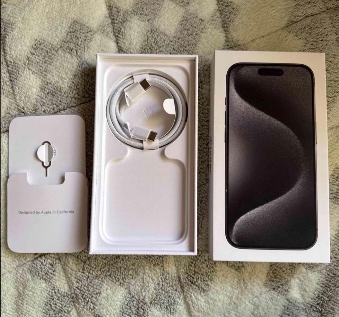 iPhone15pro 256GB SIMFREEブラックチタニウム