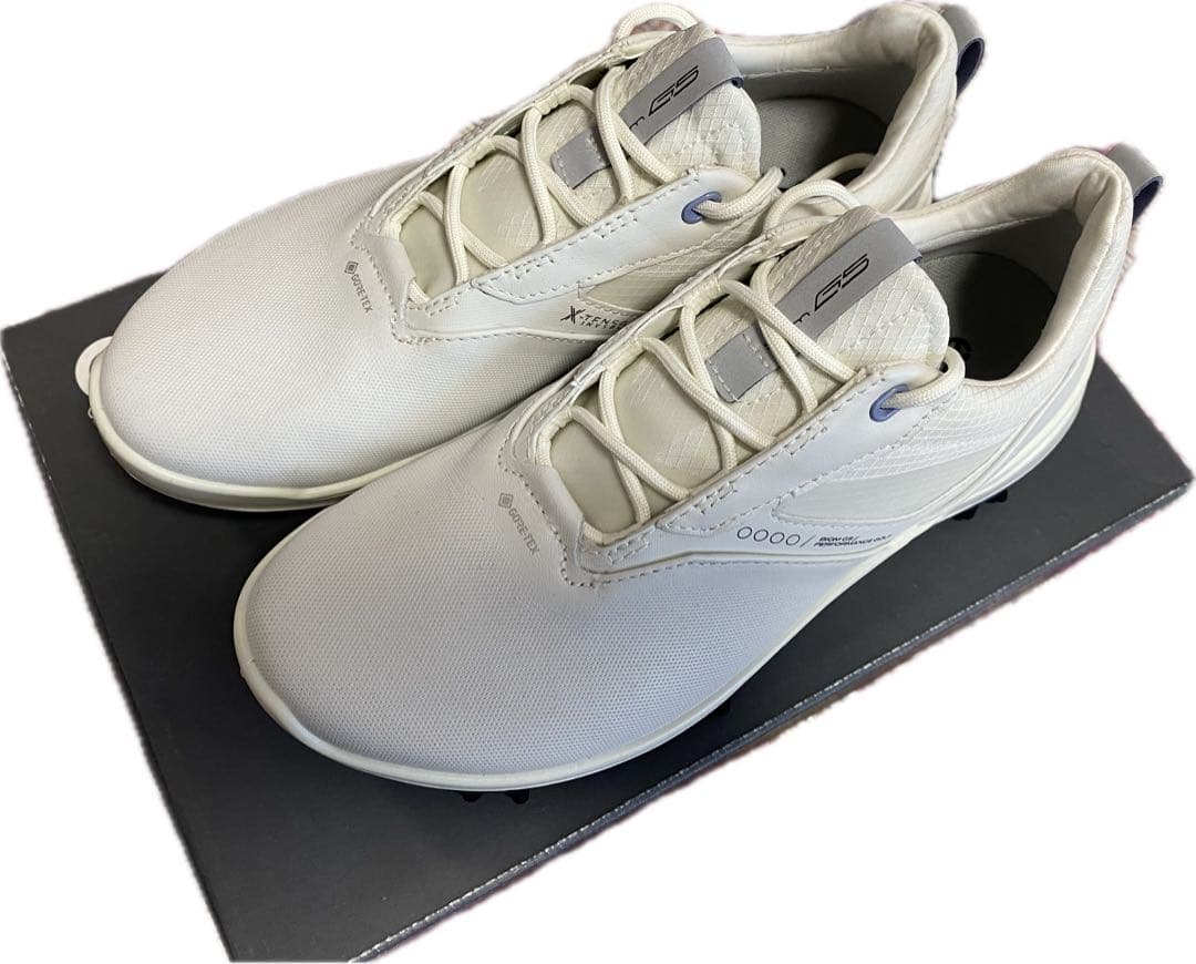 ecco XTRM ゴルフシューズ ホワイト