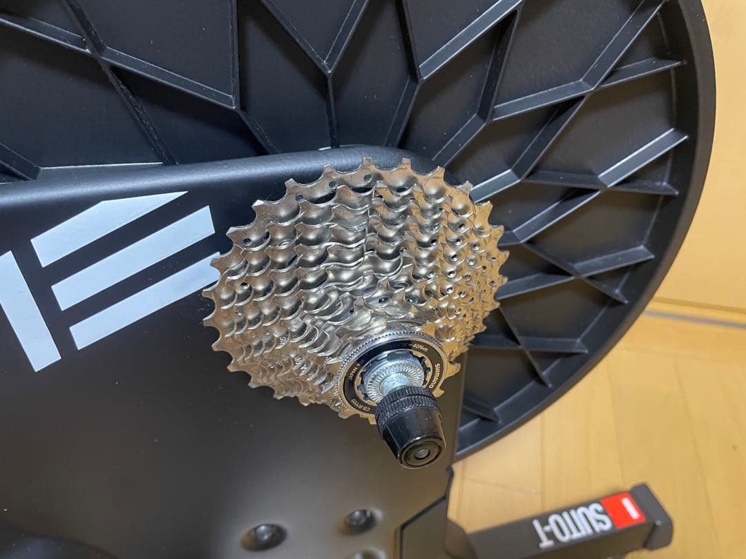 Elite Suito-T スマートローラー