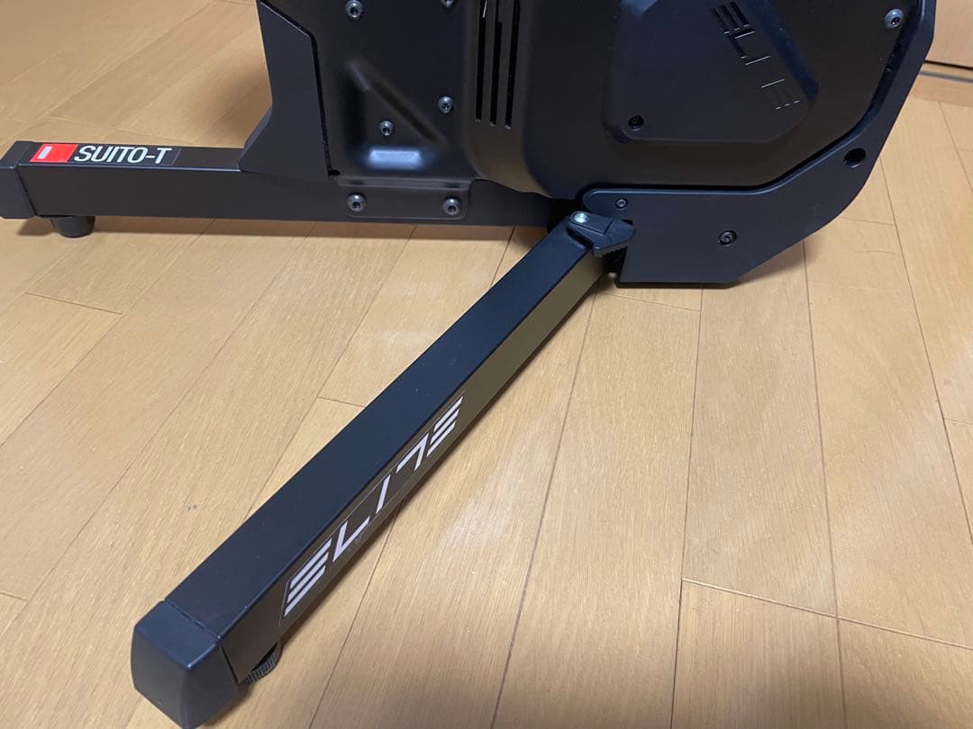 Elite Suito-T スマートローラー