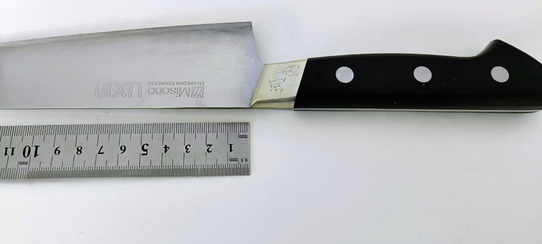 や Misono UX10 牛刀 26cm スウェーデンステンレス鋼