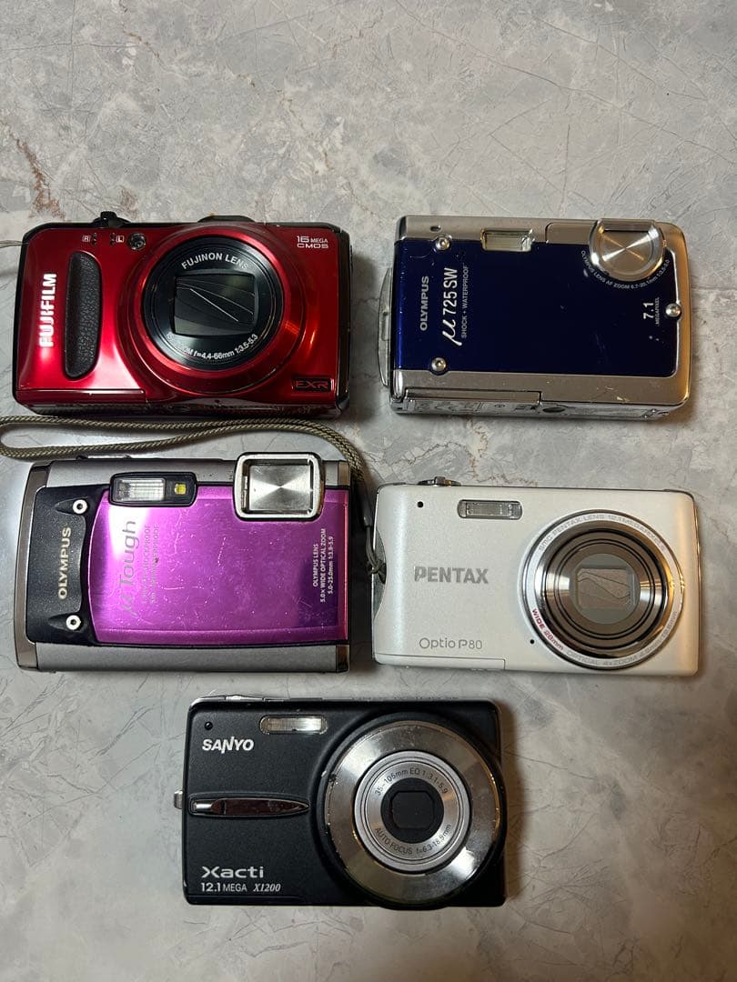 コンパクトデジカメ5台まとめ売り（ジャンク品）