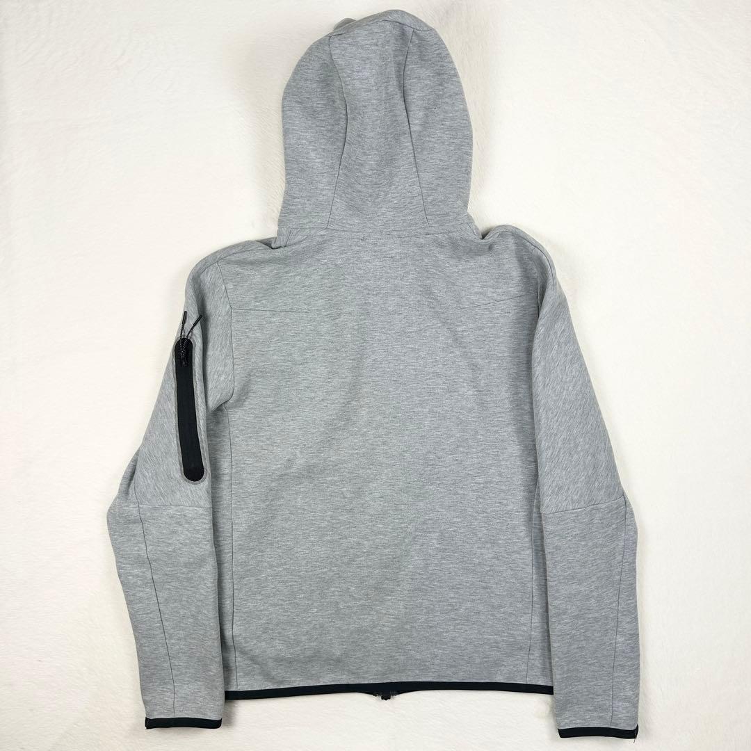 b1608【NIKE】パーカー　TECH FLEECE FULLZIP　グレー