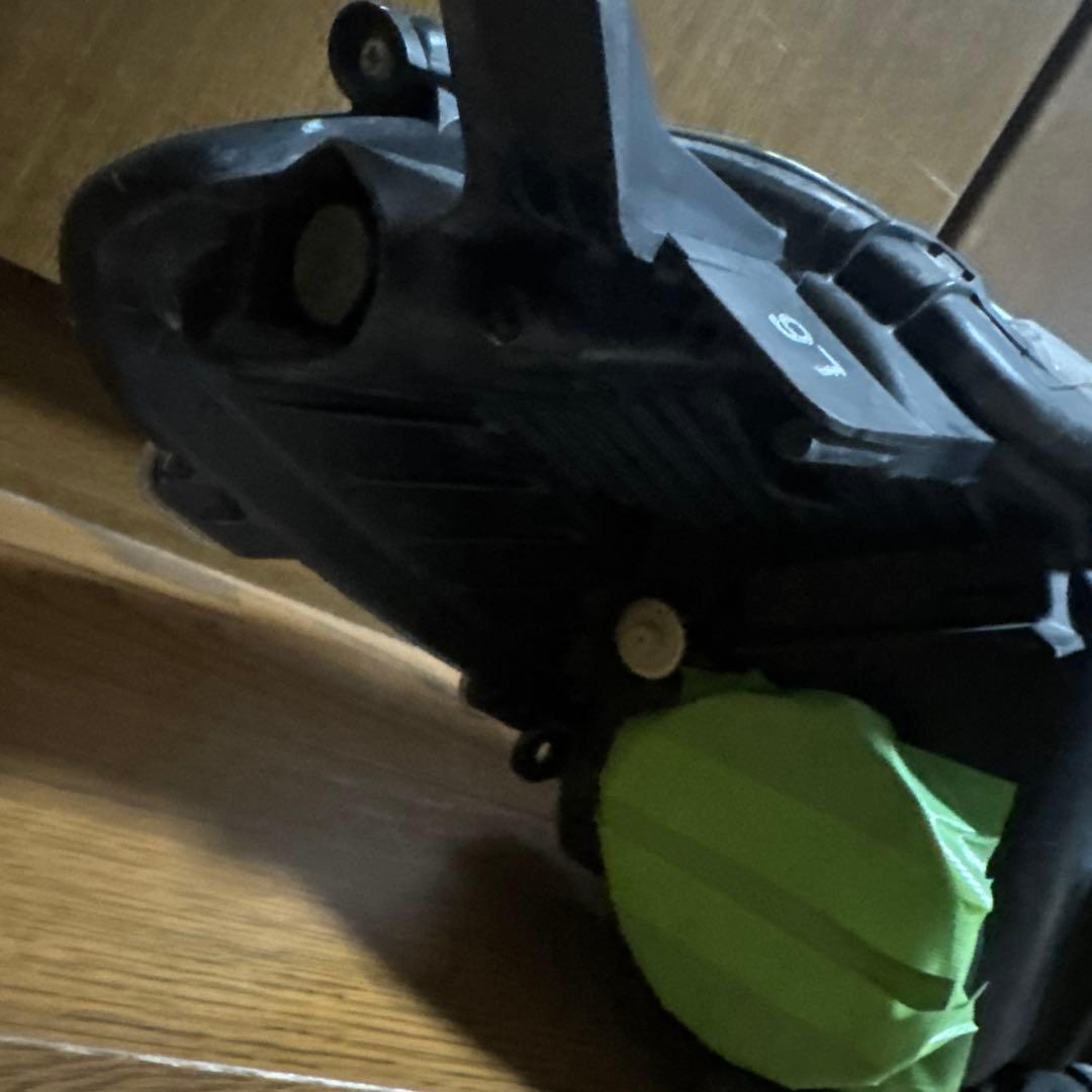 ヴィッツ 左 ヘッドライト ハイブリッド