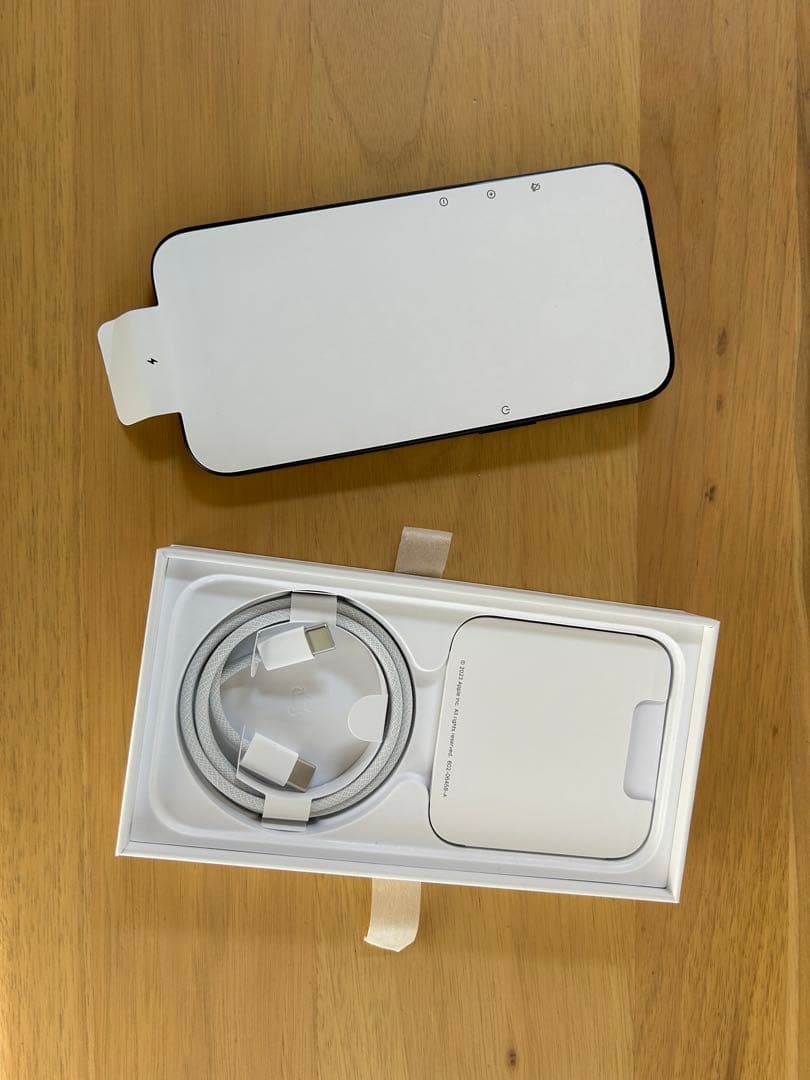 【新品未使用】Apple iPhone 15 128GB ブラック