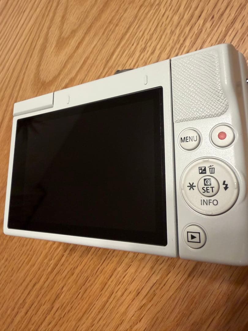 Canon EOS M200 ミラーレスカメラセット