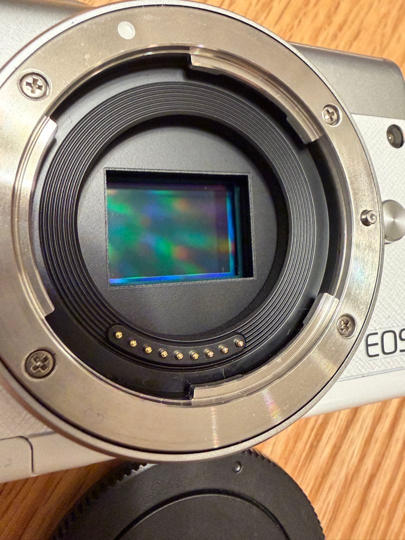 Canon EOS M200 ミラーレスカメラセット