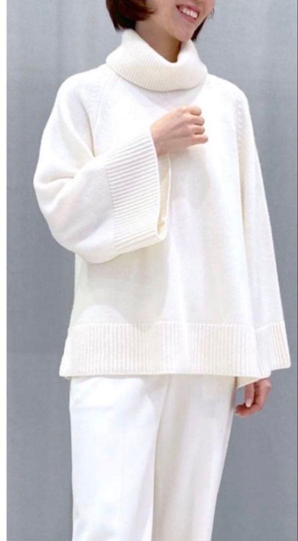 新品未使用タグ付✨2,9万 セオリー タートルネックカシミヤニット S ホワイト