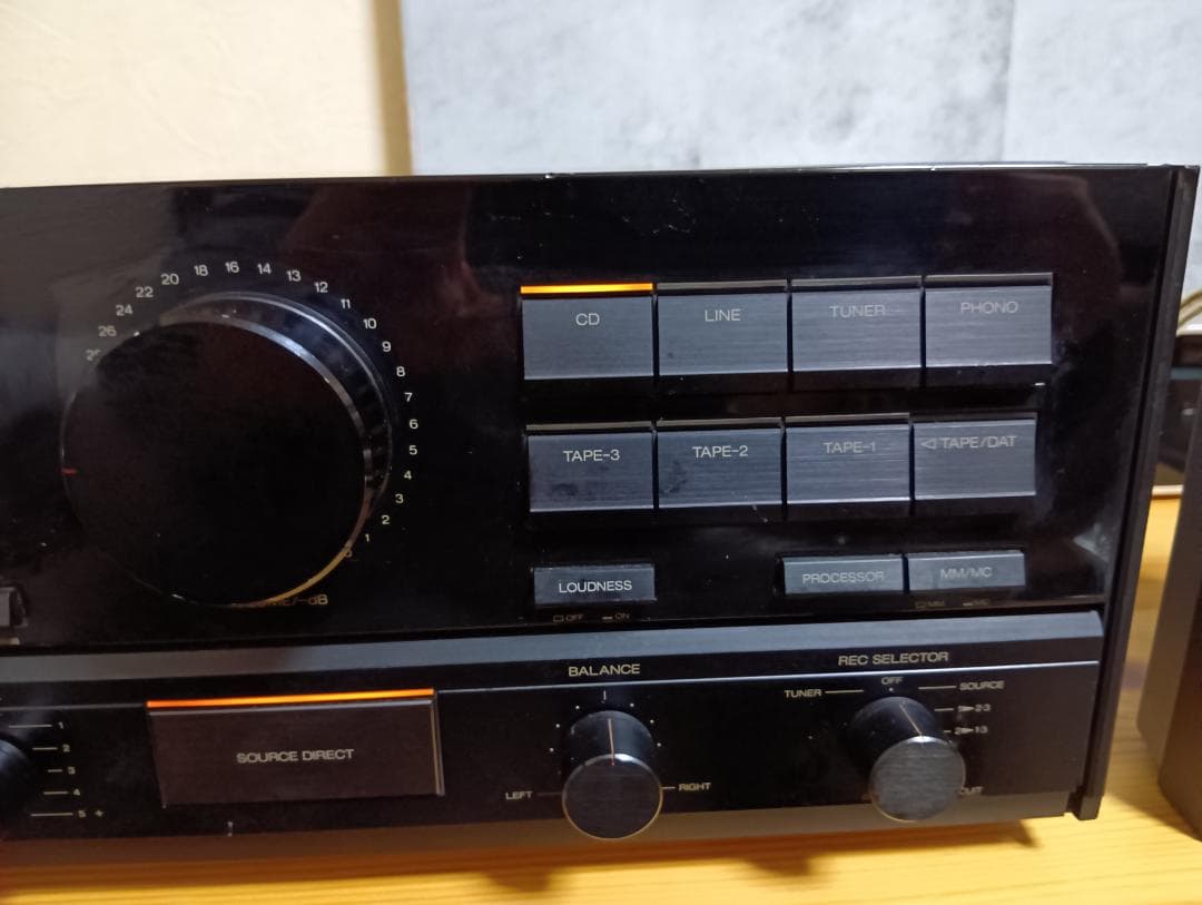 サンスイ　プリメインアンプ　AU-α607　音出OK