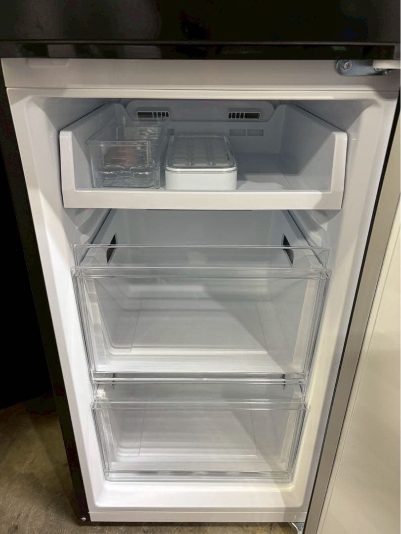 アイリスオーヤマ 冷蔵庫 IRSN-S24A 2024年製 239L 右開き