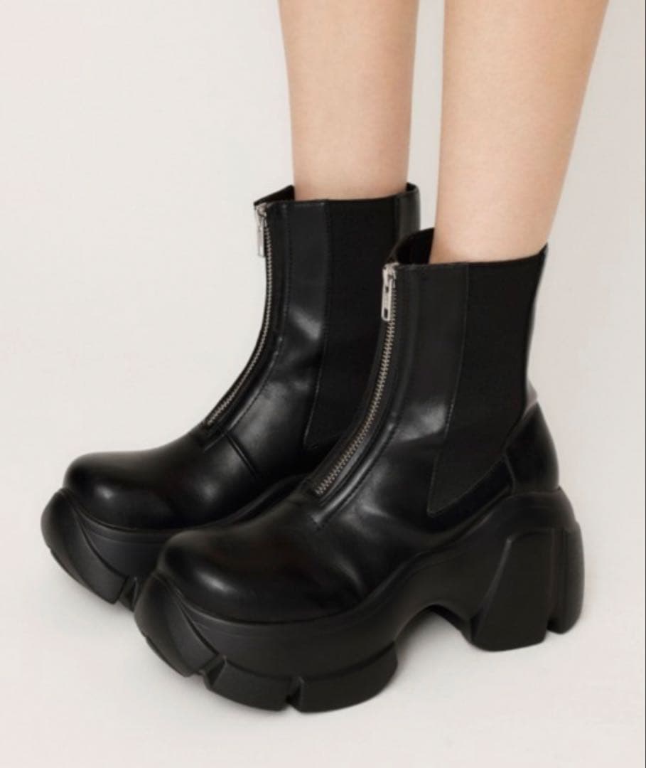 FRONT ZIP CHUNKY BOOTS フロントジップ チャンキーブーツ
