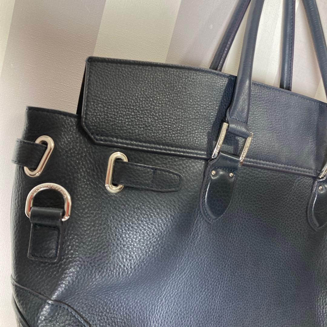 ペッレモルビダ ビジネスバック　レザートートバッグ ネイビー 本革　紺色