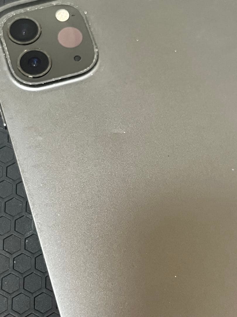 J*y様 iPad Pro Wi-Fi 128GB(12.9インチ)+キーボード