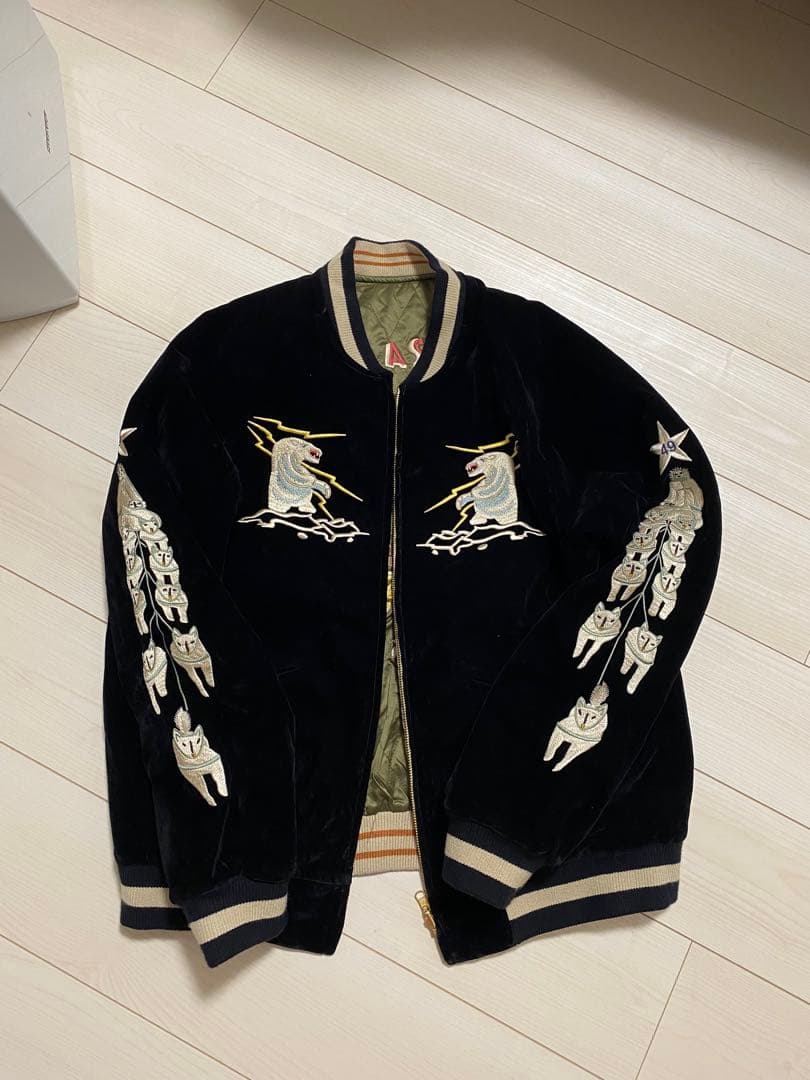 刺繍入り ブラック スカジャン ALASKA