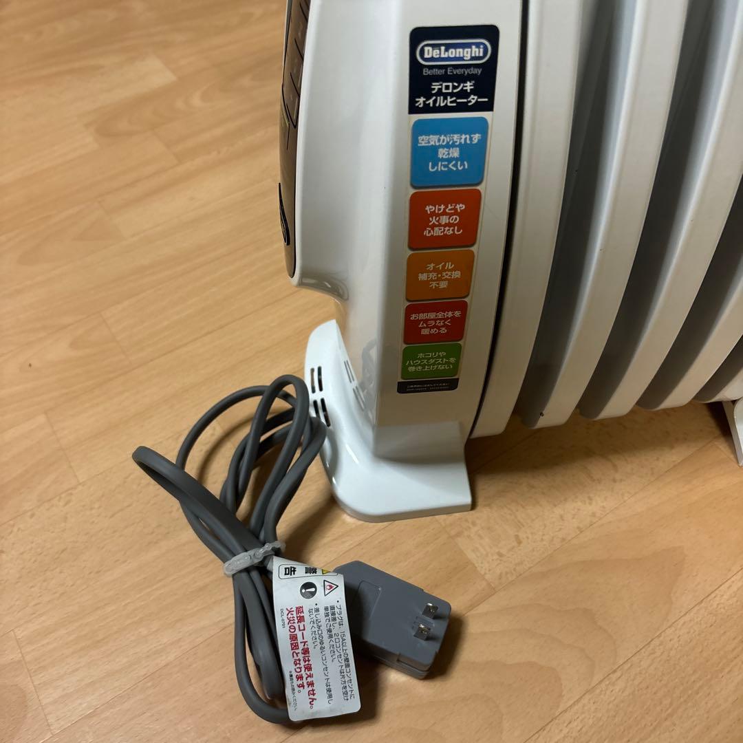 プ*ナ様 電気ヒーター Delonghi ミニオイルヒーターNJO505E