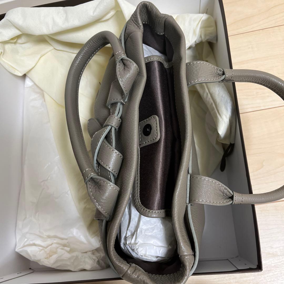 【土屋鞄】グレージュ レザー ハンドバッグ