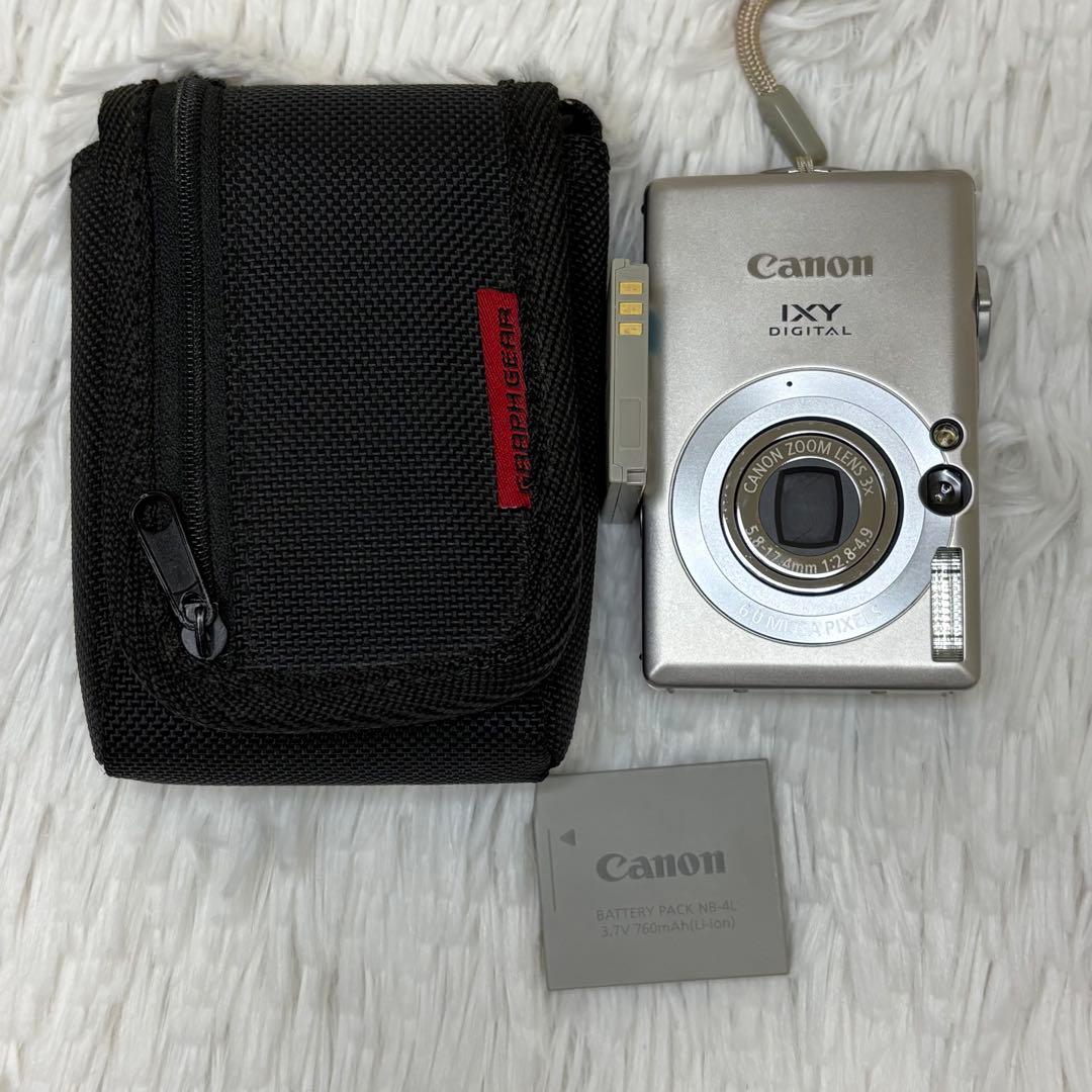 Canon カメラ　IXY 70 PC1193 シルバー コンデジ　動作品