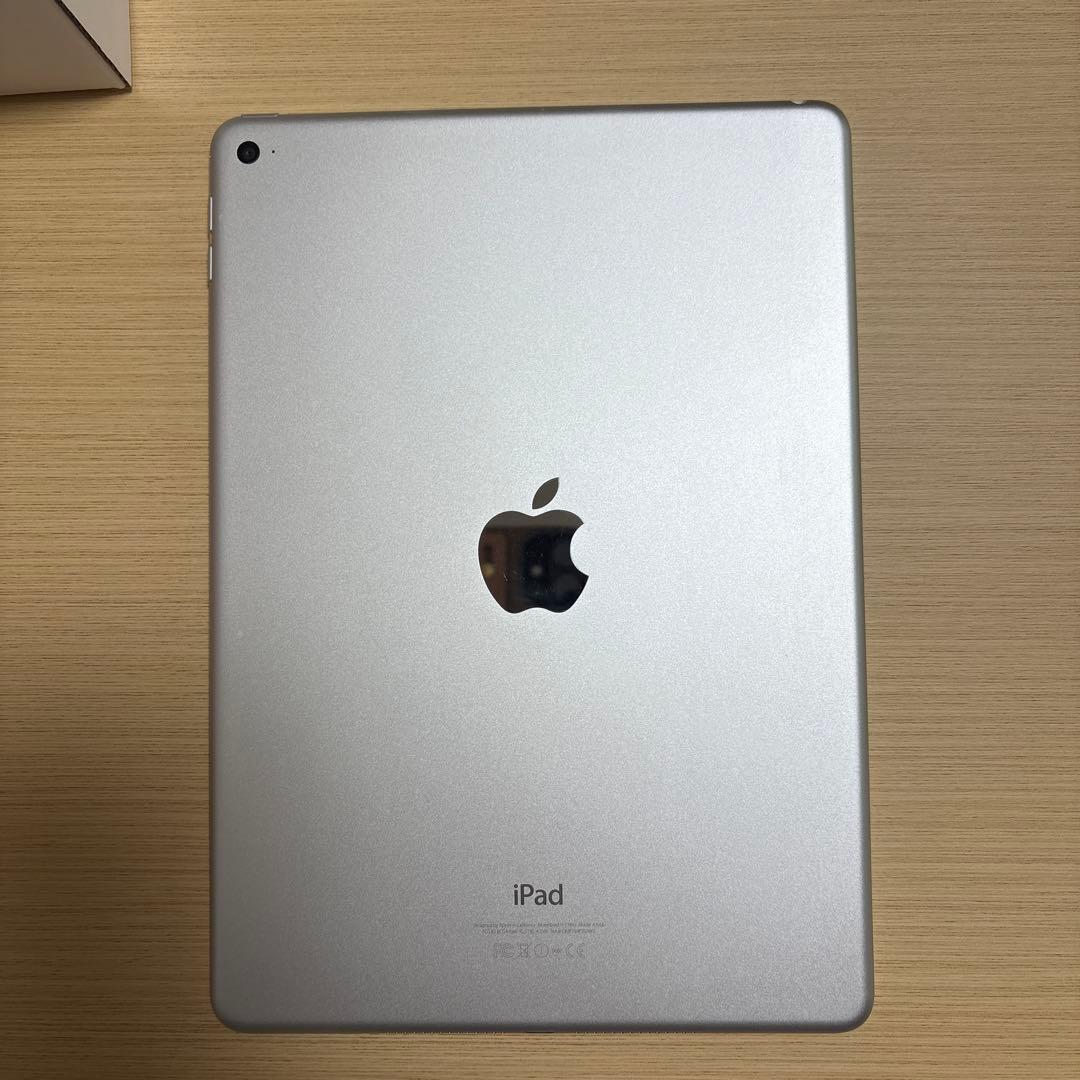 Apple iPad Air2 シルバー 本体