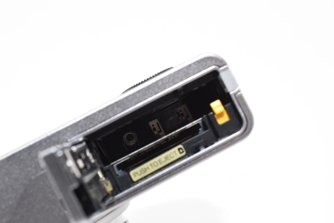 フジフィルム FUJIFILM XF1 クラシカルコンパクトデジタルカメラ