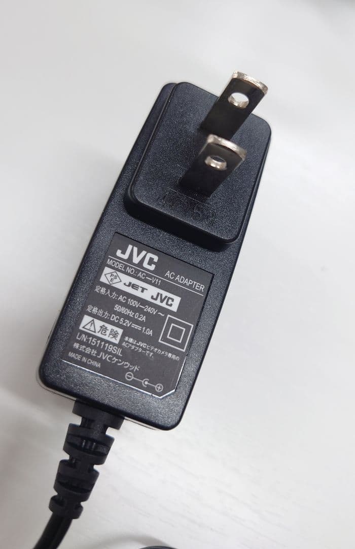 美品 JVC Everio R QUAD PROOF ビデオカメラ本体