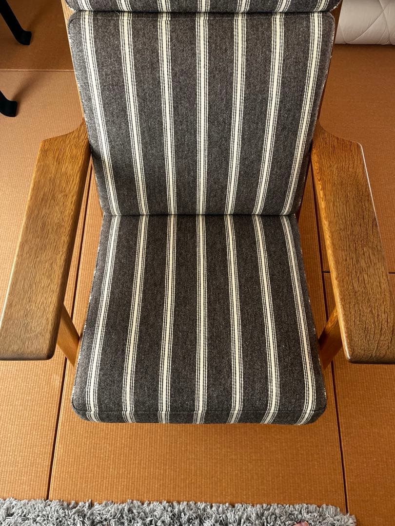 GETAMA社 GE290 ハイバック オットマン付き オーク材