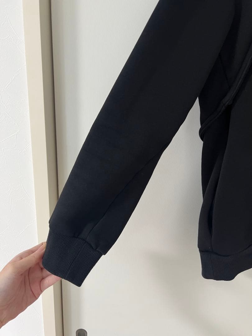 GIVENCHY ブラック 星装飾 メンズパーカーS