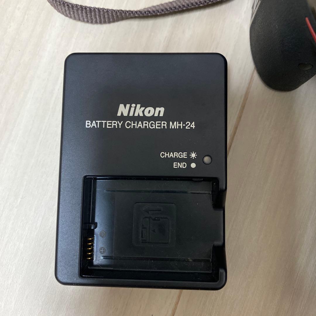 希少ブラウンD5200 デジタル一眼レフカメラ　ニコン