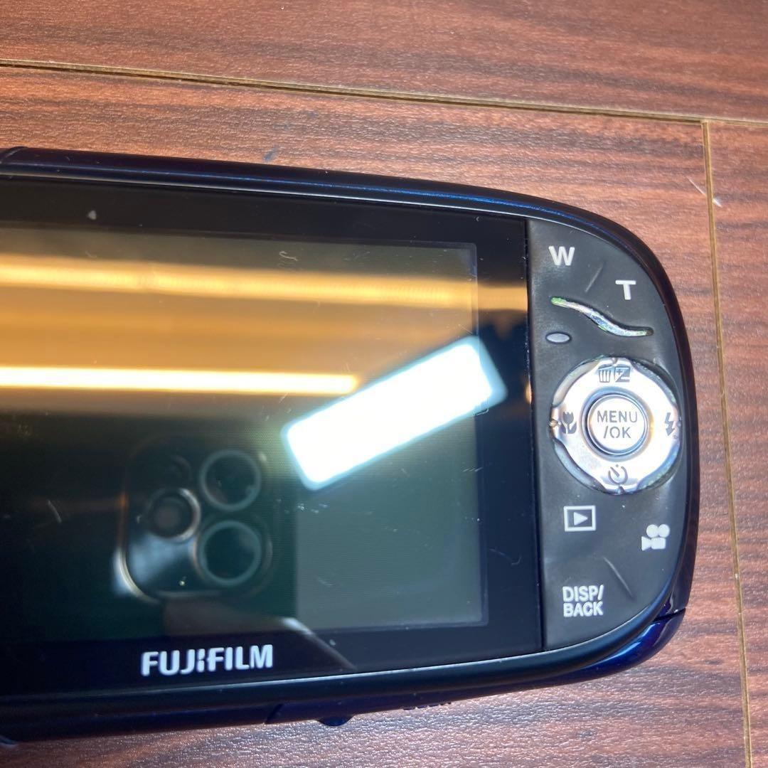 FUJI FILM FinePix XP10 デジカメ ほぼ新品 4076