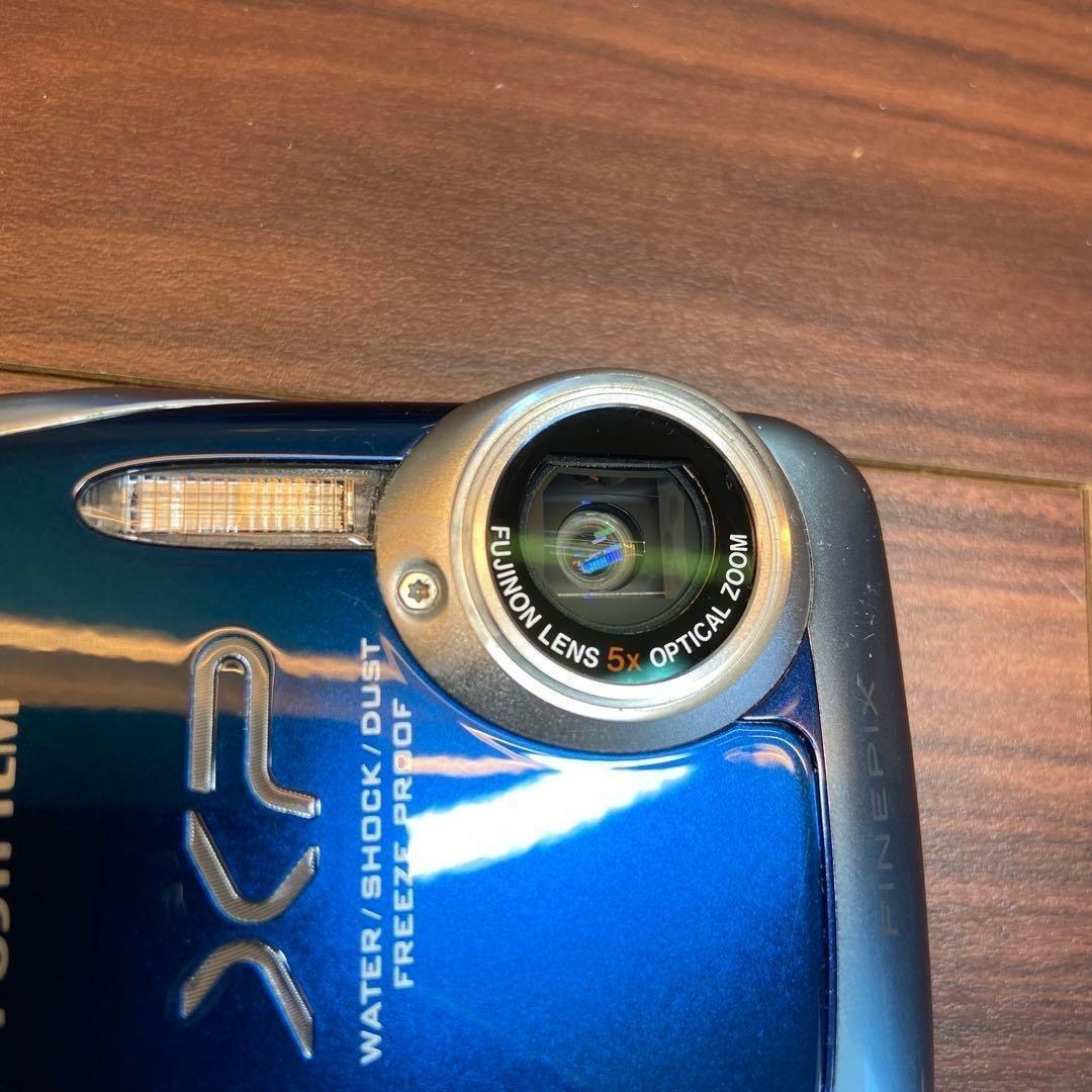 FUJI FILM FinePix XP10 デジカメ ほぼ新品 4076