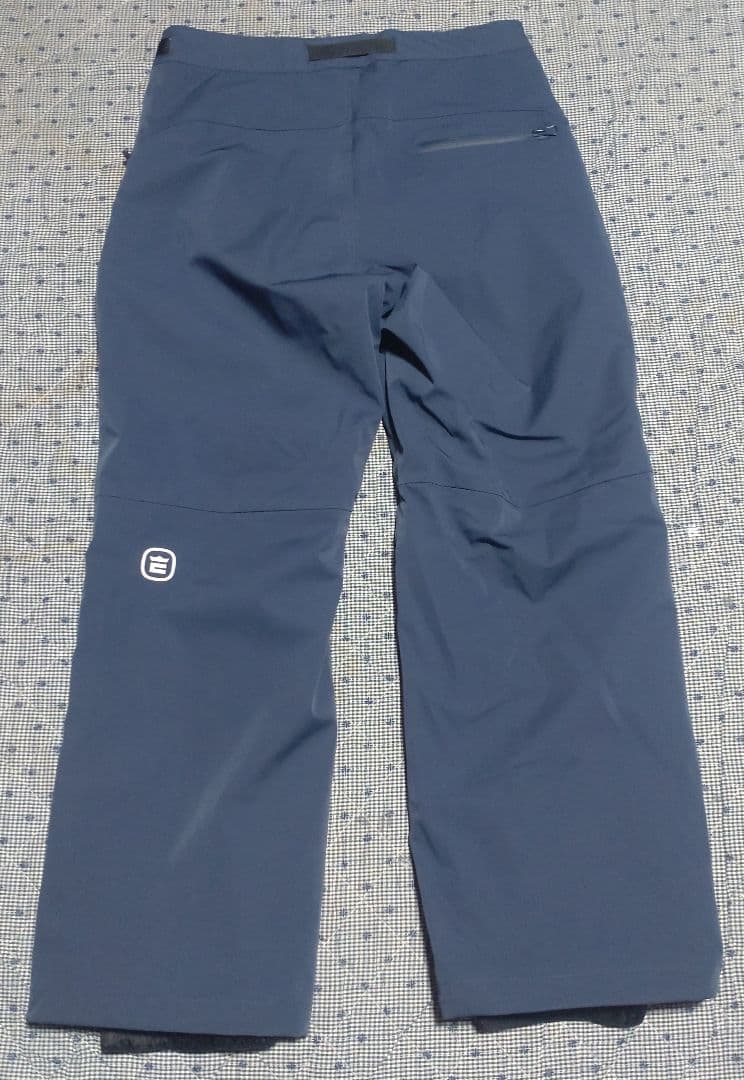 ELNATH DUBIA スノーボードウェア セット