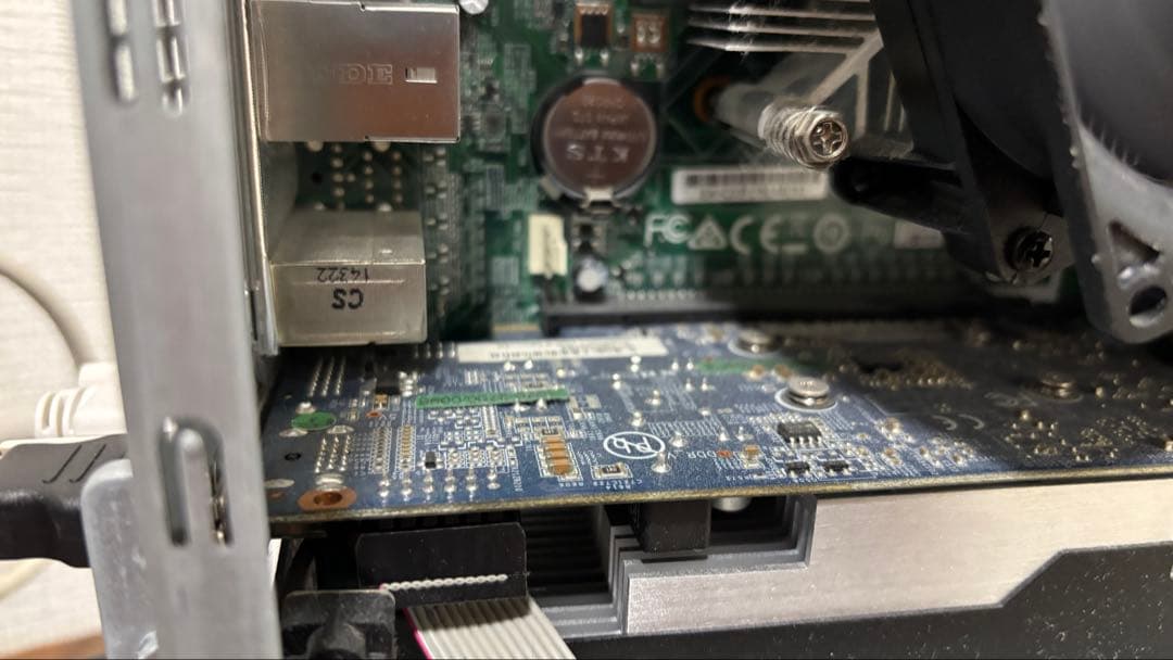 Lenovo デスクトップPC 本体　Blu-ray 500GB 32GB